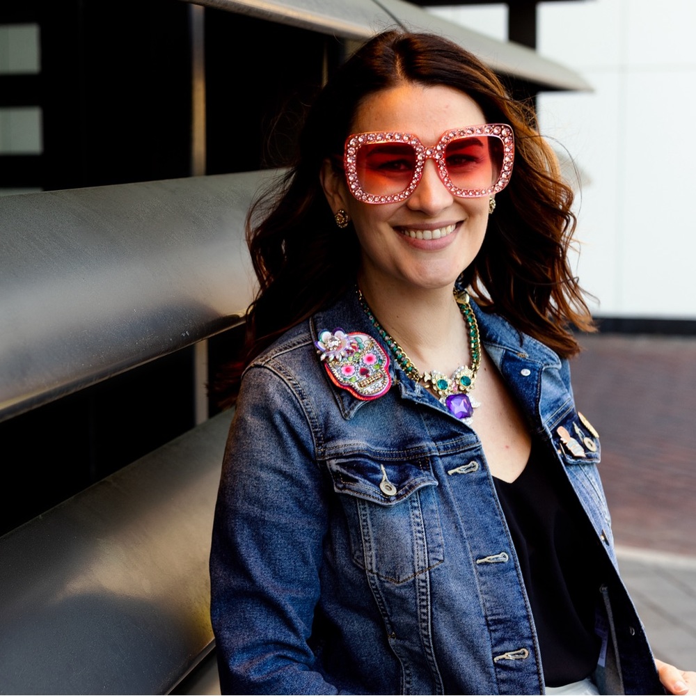 Meet your Posher, Jaala